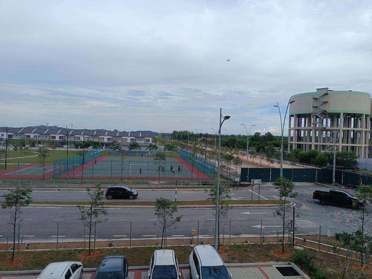 Aisy Homestay Putrajaya Cyberjaya Klia Kampung Dengkil Kültér fotó