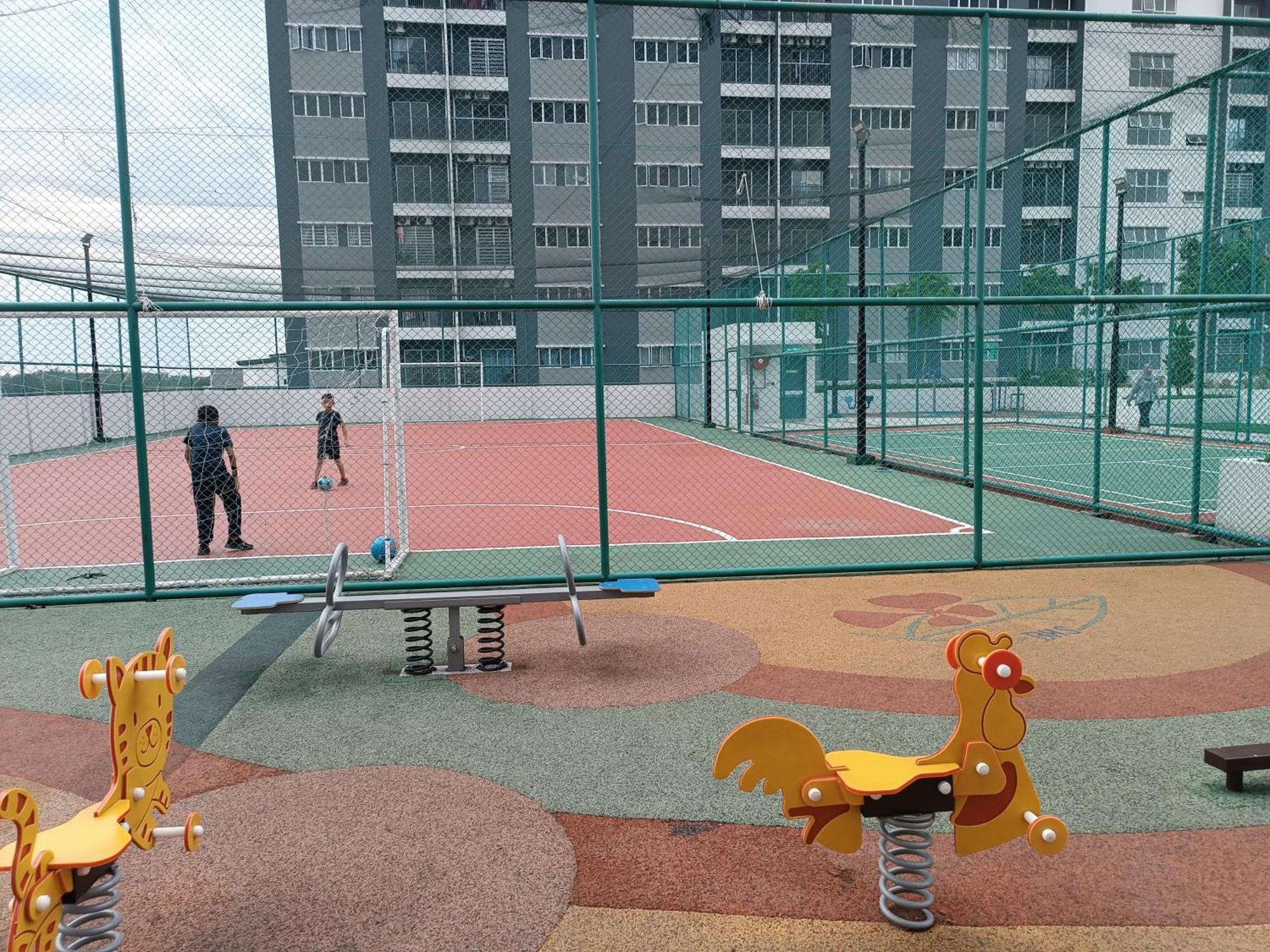 Aisy Homestay Putrajaya Cyberjaya Klia Kampung Dengkil Kültér fotó